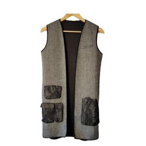 NWT Yanagi Boutique Black and White Tweed and Lace Vest Size Small